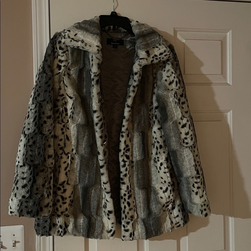 Dennis Basso Elegant Faux Fur Coat